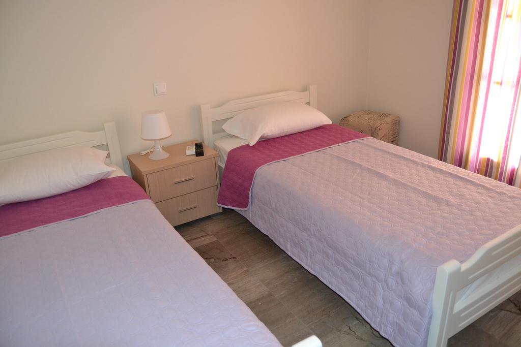 Anna Apartments Kontokali Habitación foto