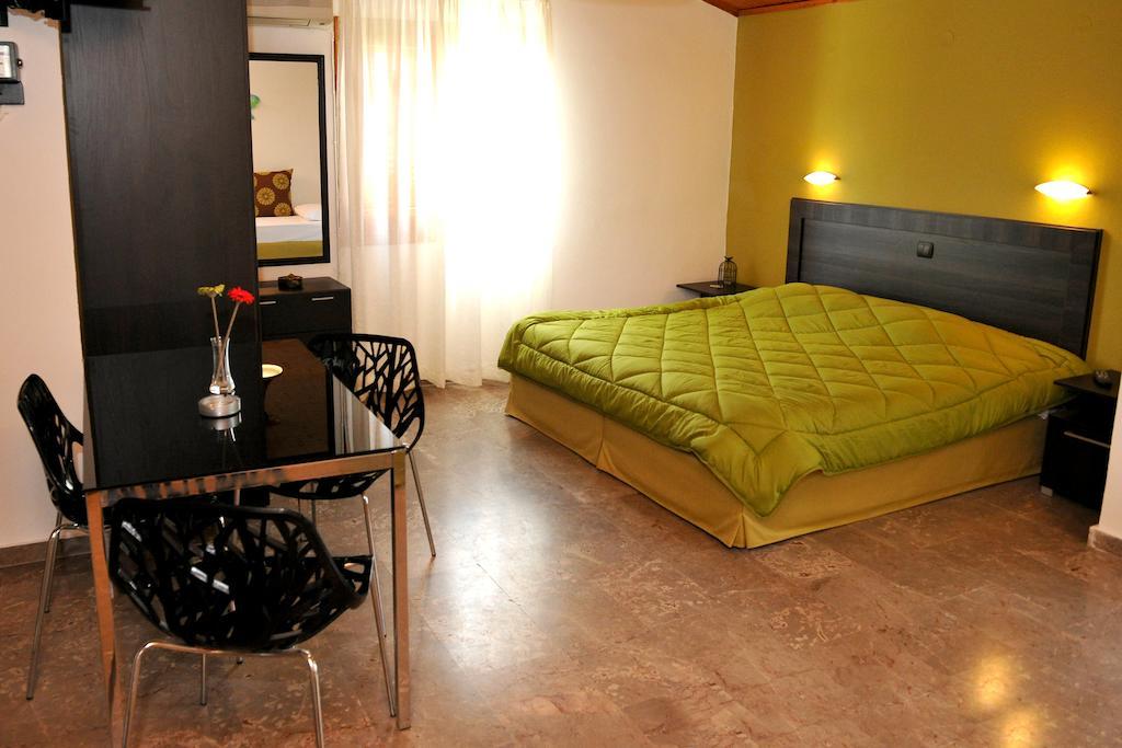 Anna Apartments Kontokali Habitación foto