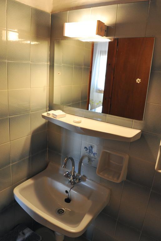 Anna Apartments Kontokali Habitación foto
